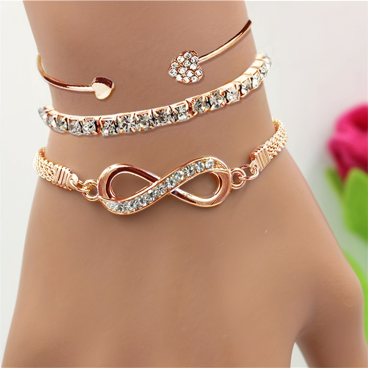 🎁 50% sleva na všechny produkty !🌟Sada náramků ve tvaru nekonečného dámského křišťálového hadího řetízku✨