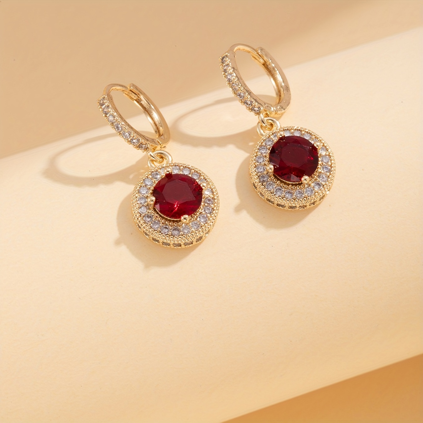 🎁 50% sleva na všechny produkty !✨Kulaté náušnice z červených drahokamů💃