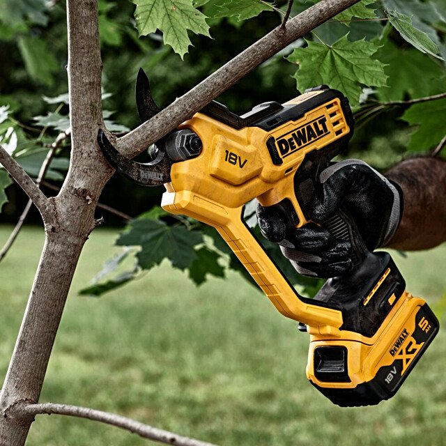 DeWALT DCMPP568P1