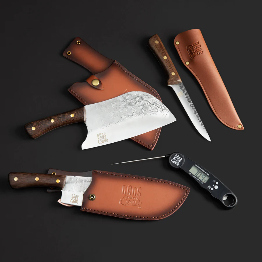 Vykosťovací nůž z vysoce uhlíkové oceli přesně odděluje maso a kosti, díky čemuž je vaření efektivnější!