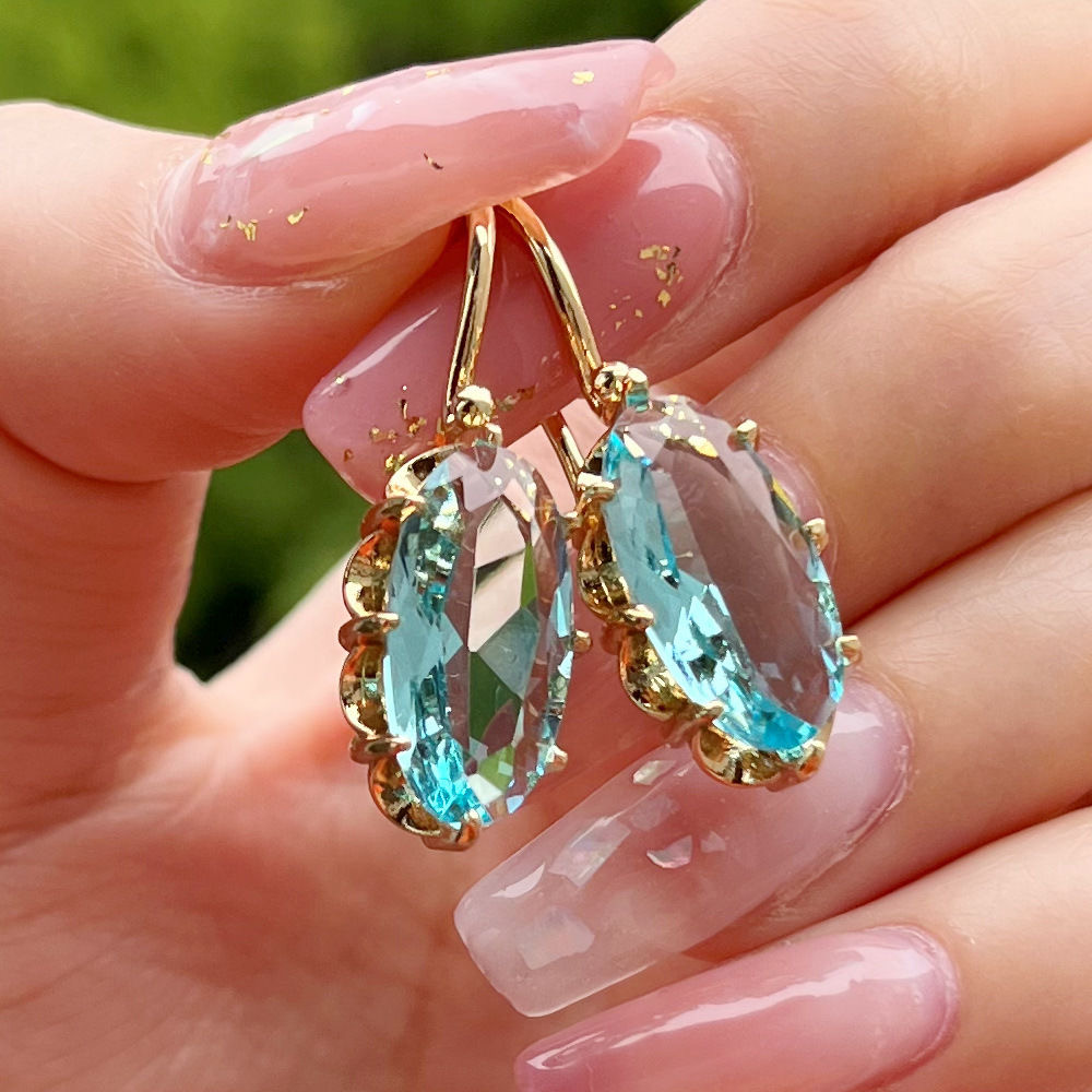 🎁2024 Žhavé produkty Velké snížení cen ✨ Náušnice 18K Gold Gemstone 💎