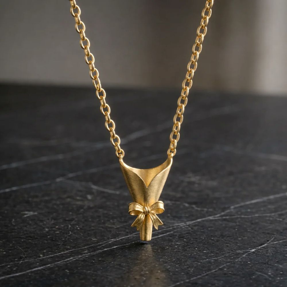 Real Flower Keepsake Necklace – DIY Floral Bouquet