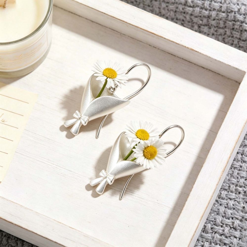 Real Flower Keepsake Necklace – DIY Floral Bouquet