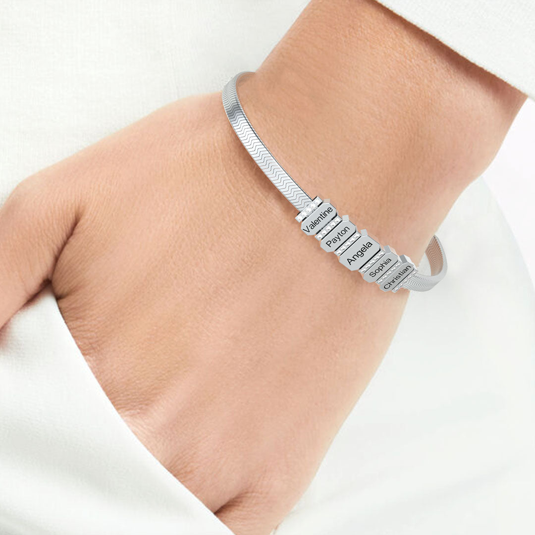 Mother's Day Gift Snake-shaped Chains With Custom Diamond Family Beads