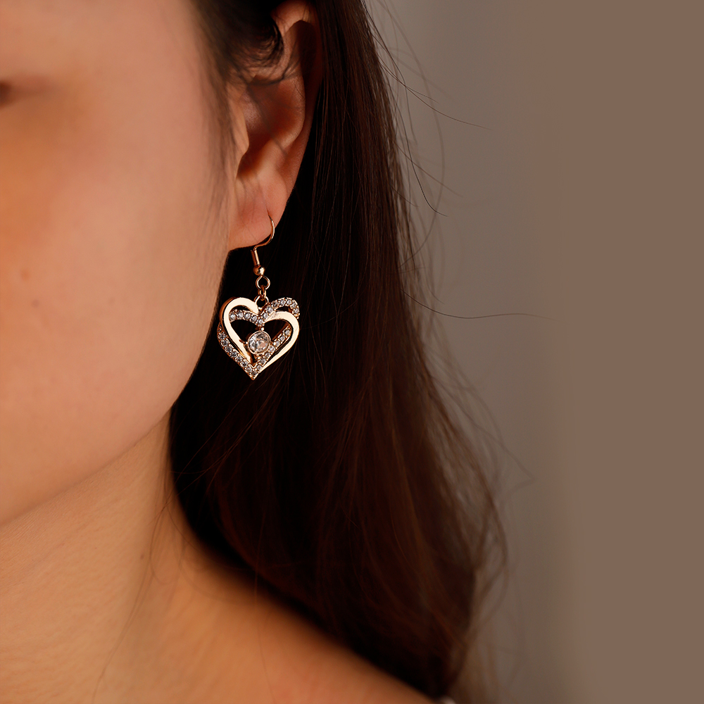 Heart-to-heart diamond earrings