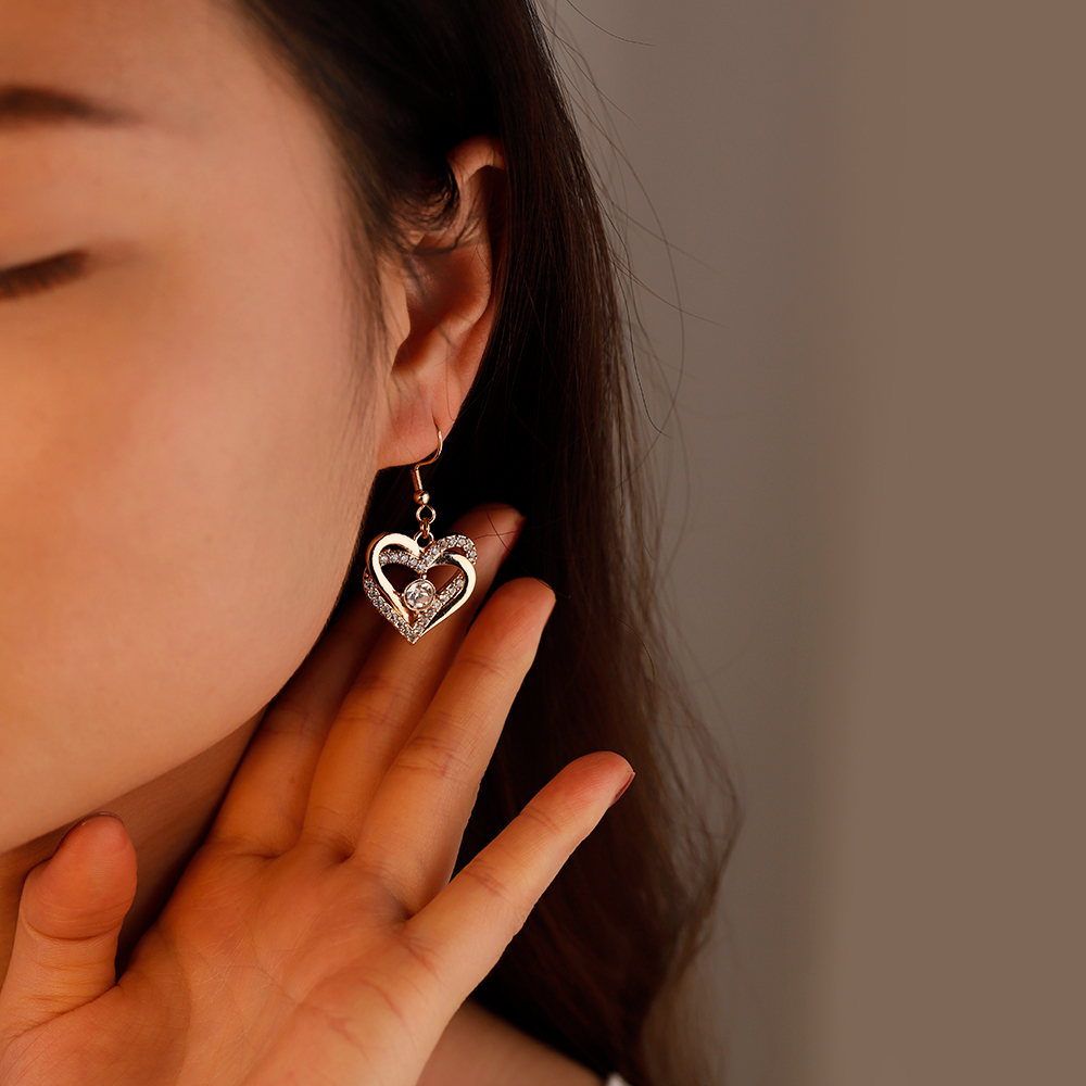 Heart-to-heart diamond earrings