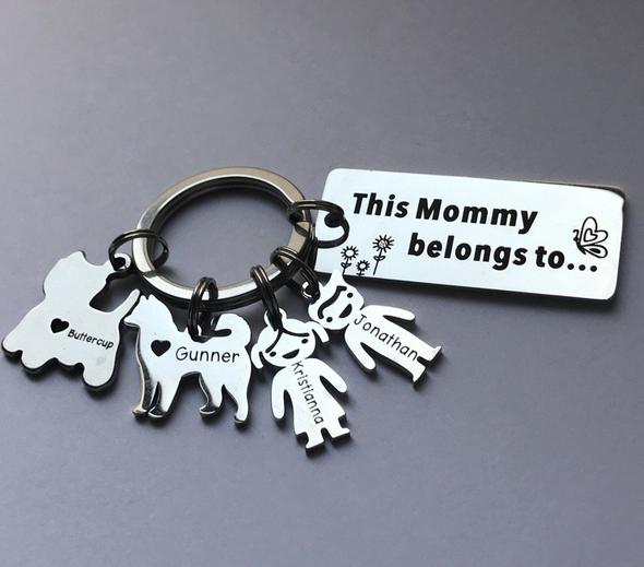 Customized Family Keychain With Kids and Pets