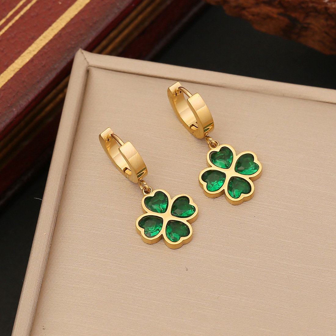 Four Leaf Clover Necklace Bracelet Earrings Emerald Jewelry Set for Her