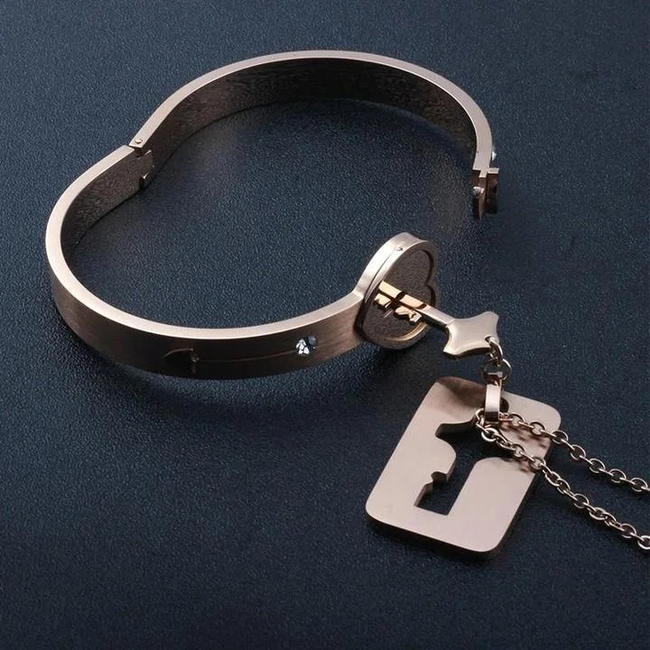 Key to My Heart Couple Key Necklace and Love Lock Bracelet