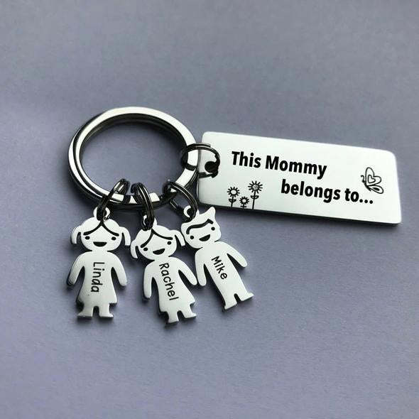 Customized Family Keychain With Kids and Pets