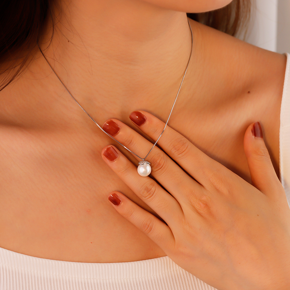 Fashion Pearl Necklace