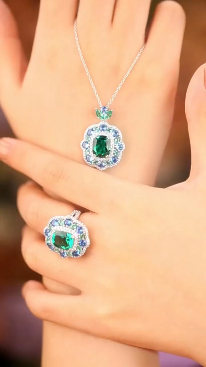 Green 5 Carat Moissanite Diamond Necklace