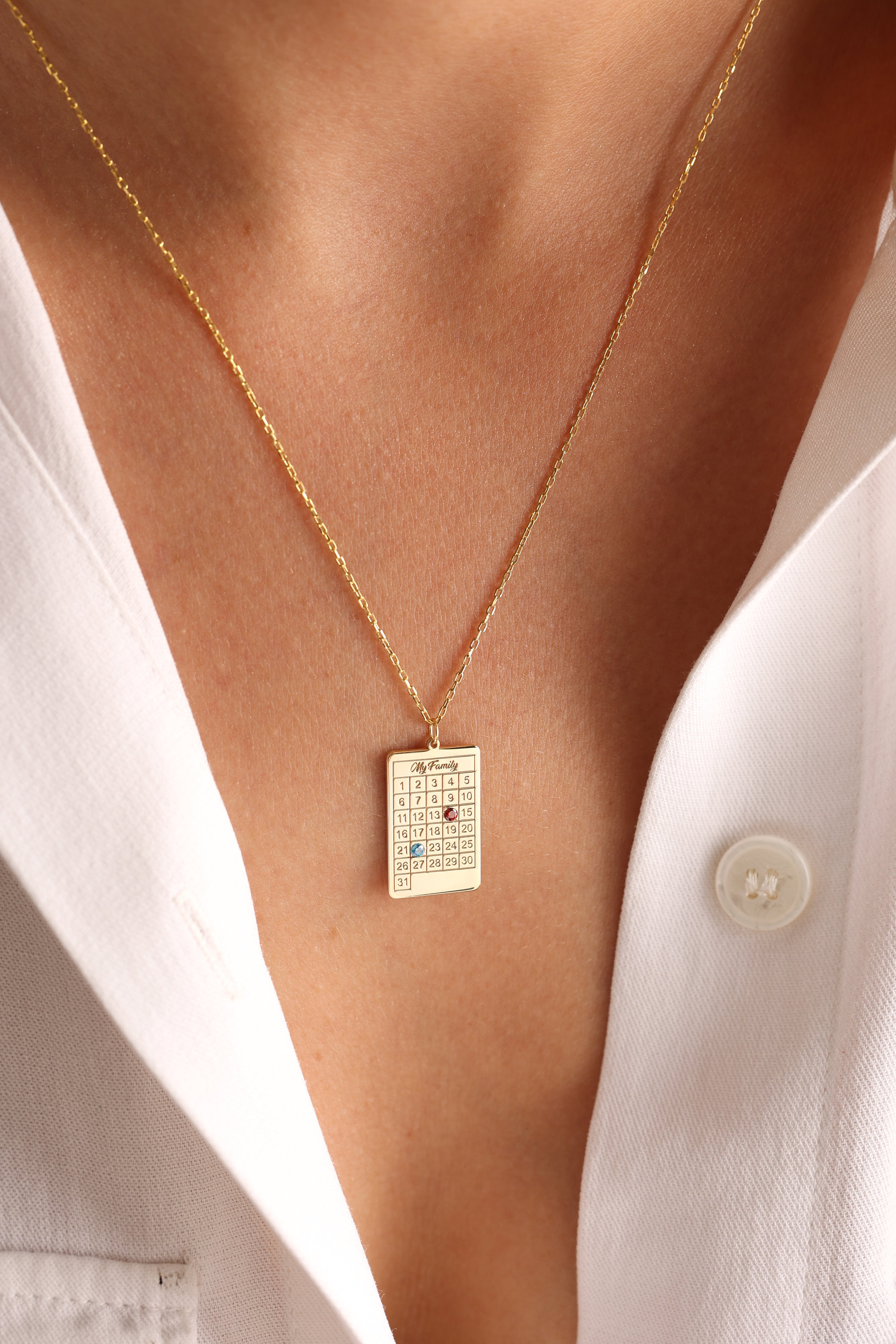 Customized Wedding Date Calendar Anniversary Necklace with Birthstone