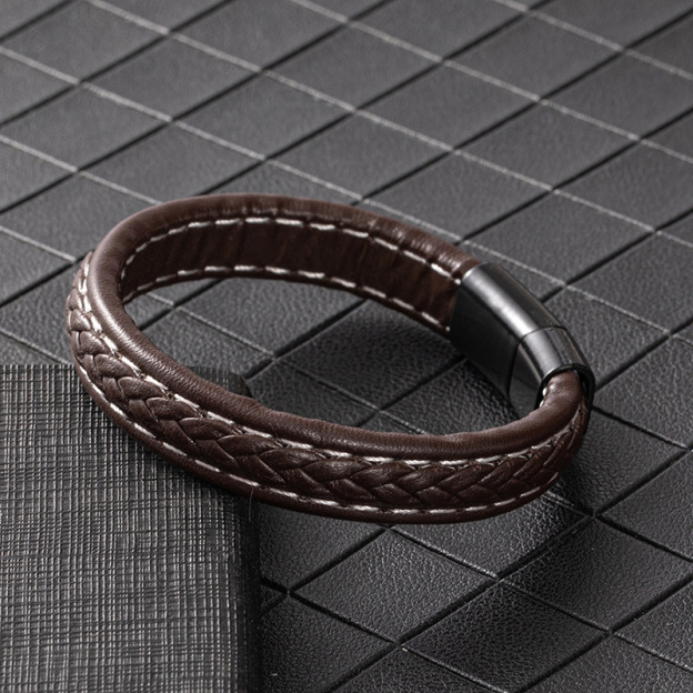 Braided magnet clasp bracelet