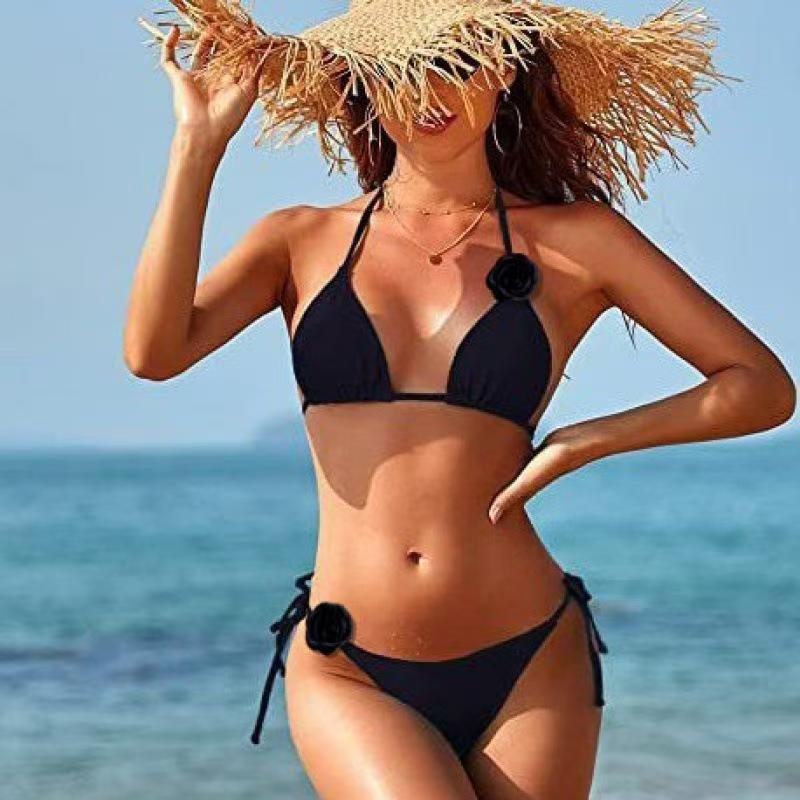 Thin-strapped triangle split swimsuit