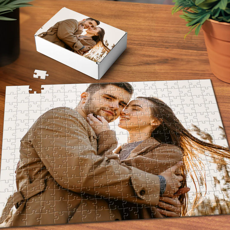 Personalized family puzzle customization