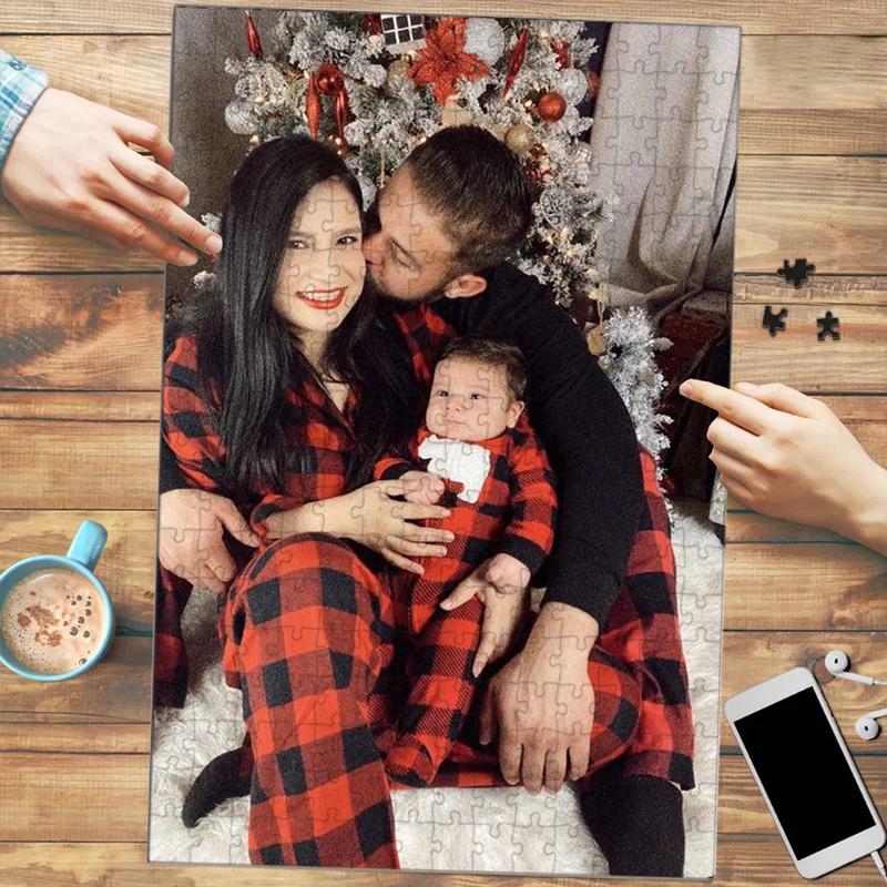 Personalized family puzzle customization