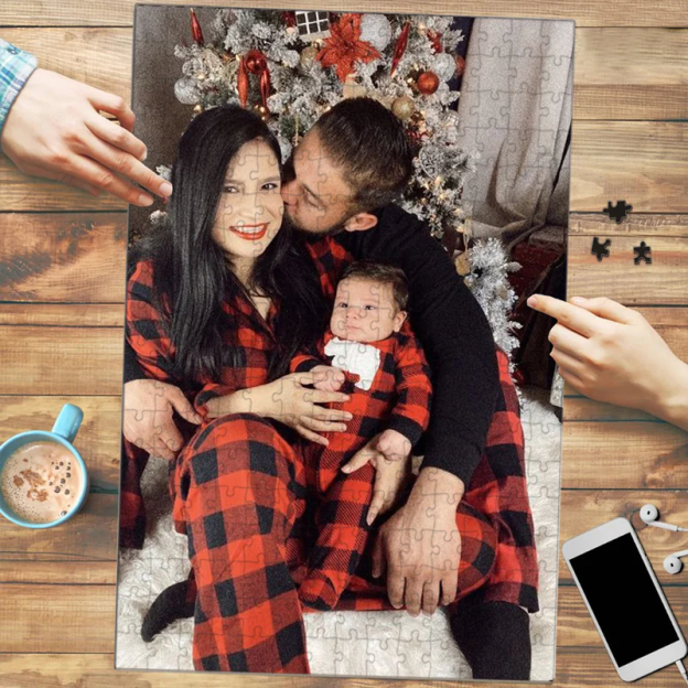 Personalized family puzzle customization