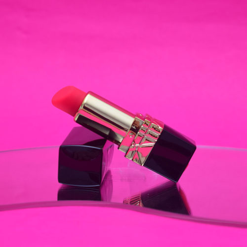 Lipstick that 'jumps