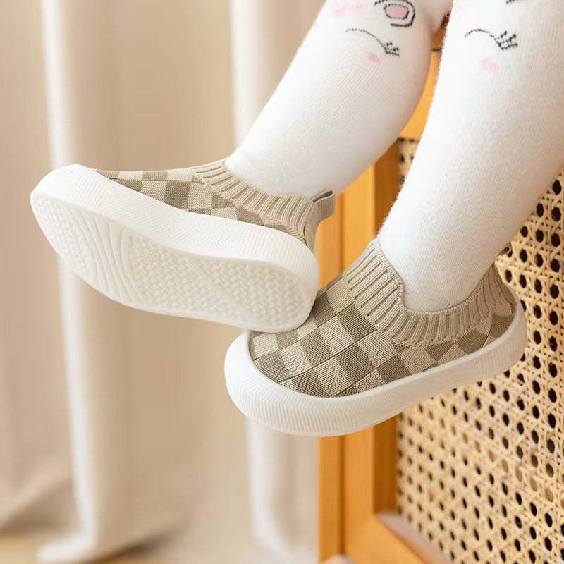Comfortable baby shoes