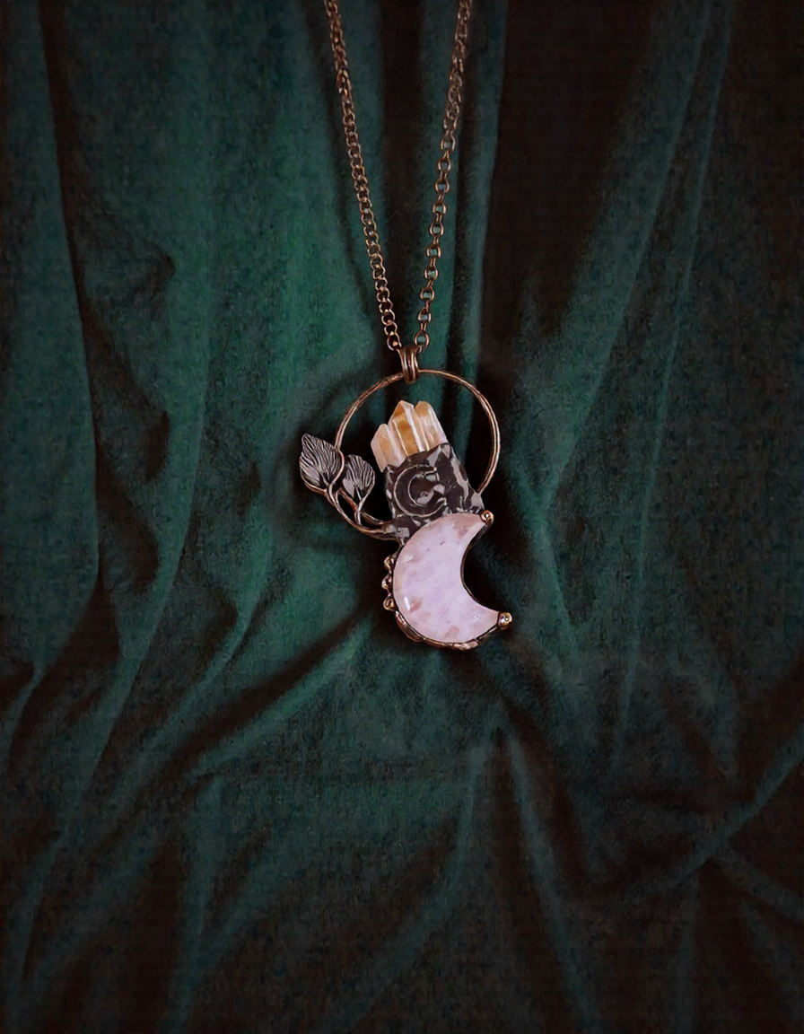 Gottess NewMoon Guardian Pendant-futurecuex