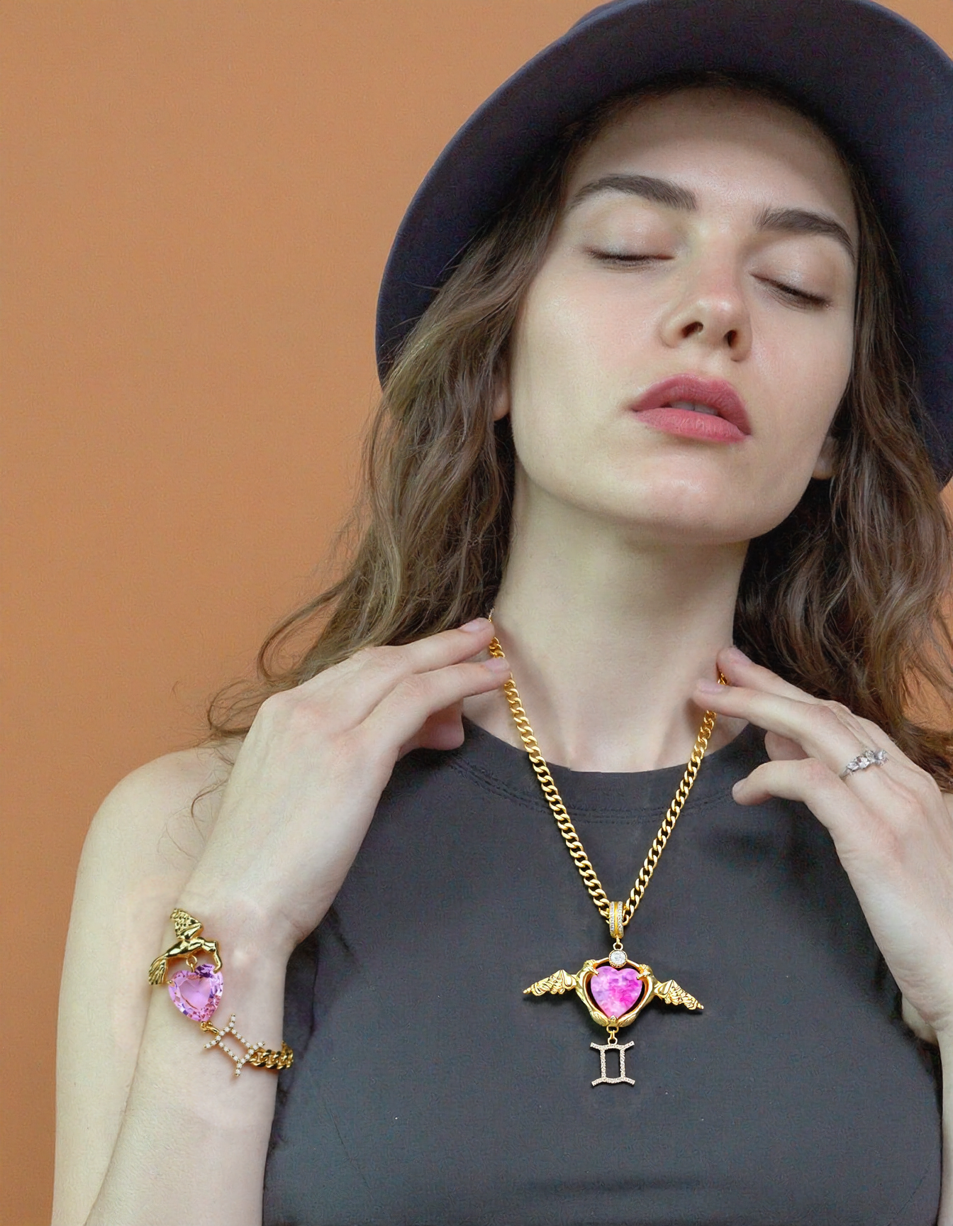 Hummingbird Women's 12 Zodiac Signs Love & Happiness Set