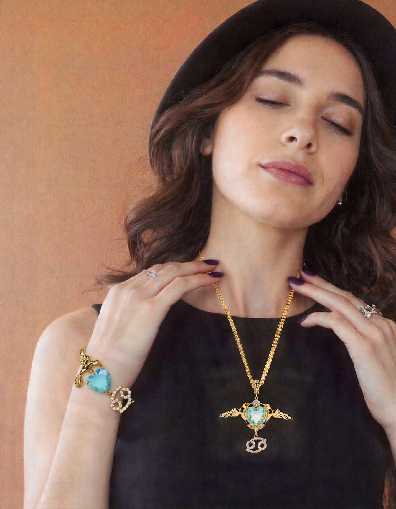 Hummingbird Women's 12 Zodiac Signs Love & Happiness Set