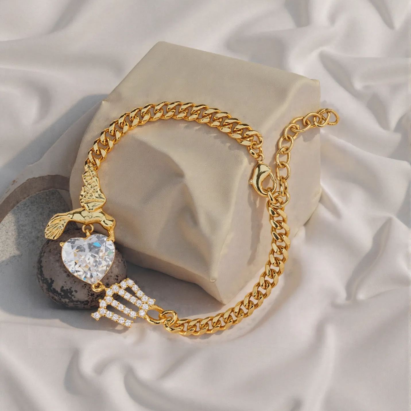 Angel Heart Guardian Bracelet-futurecuex