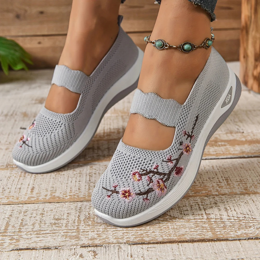 🔥Last Day Promotion 70% OFF🔥- Women's comfortable breathable floral knitted sneakers