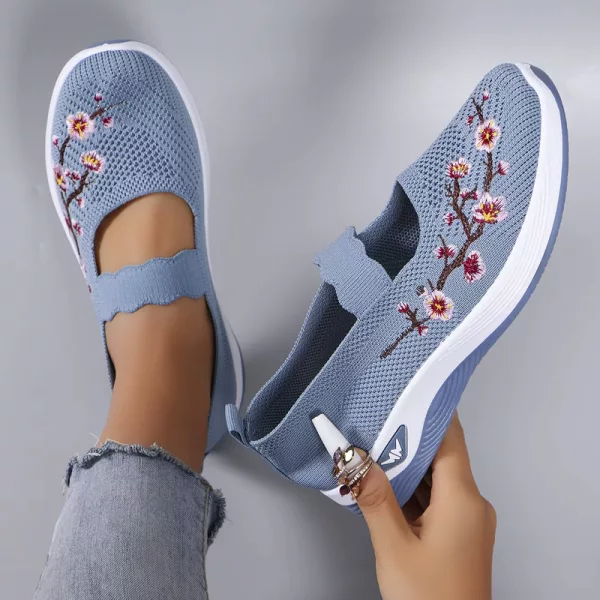 🔥Last Day Promotion 70% OFF🔥- Women's comfortable breathable floral knitted sneakers