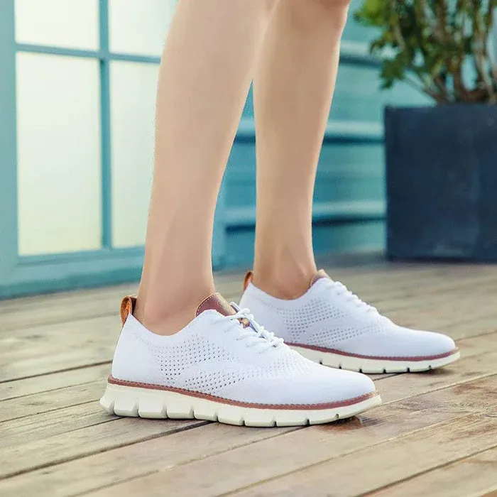 AIR WALKER Knitted Sneakers