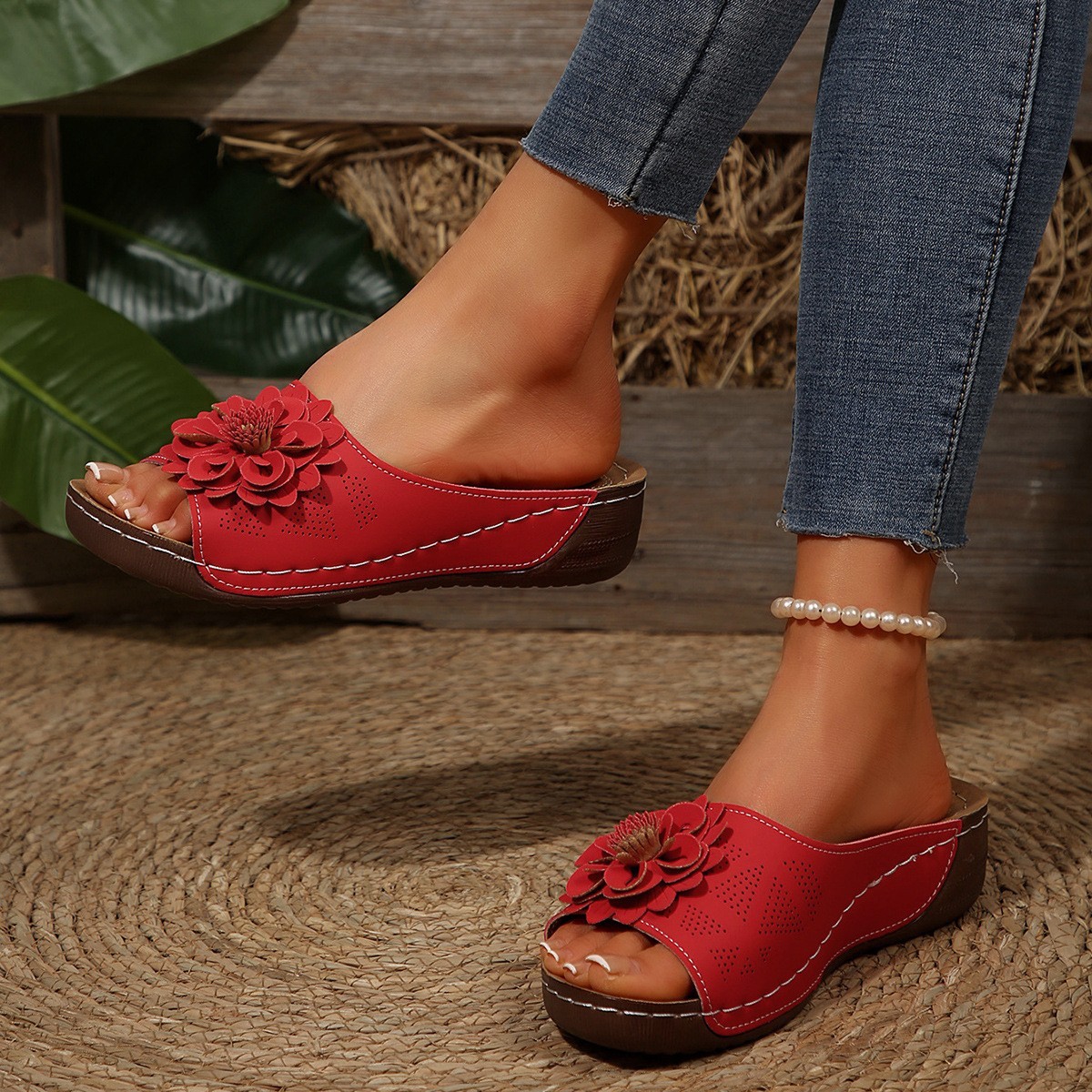 🔥Last Day Promotion 50% OFF - Women's Floral Decor Comfort Wedge  Sandals