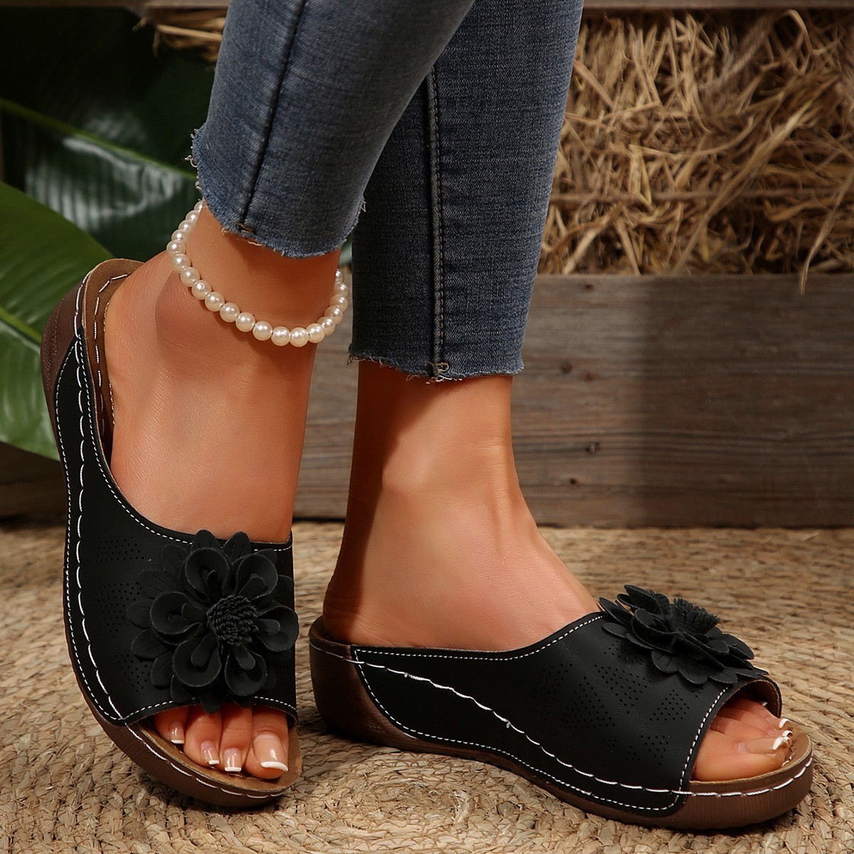 🔥Last Day Promotion 50% OFF - Women's Floral Decor Comfort Wedge  Sandals