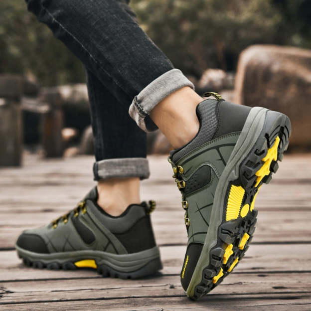 Latest Men's Genuine Leather Non-Slip Waterproof Outdoor Hiking Shoes