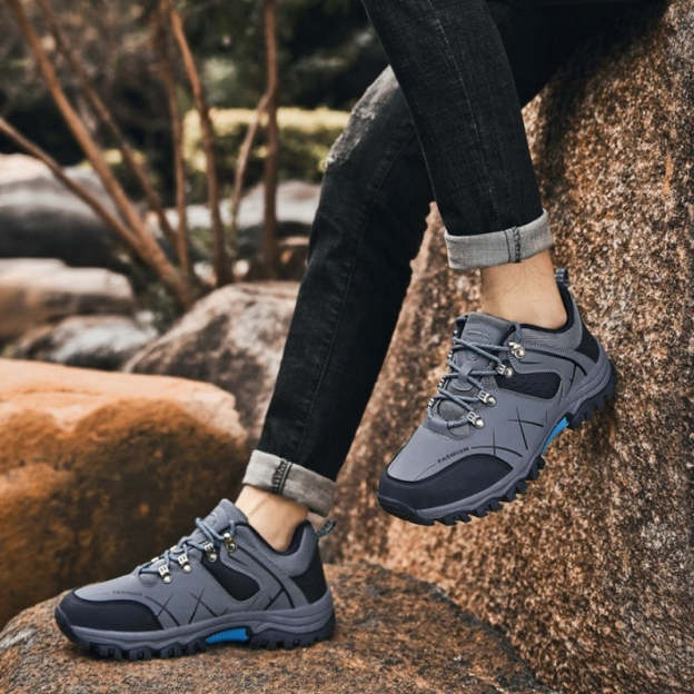 Latest Men's Genuine Leather Non-Slip Waterproof Outdoor Hiking Shoes