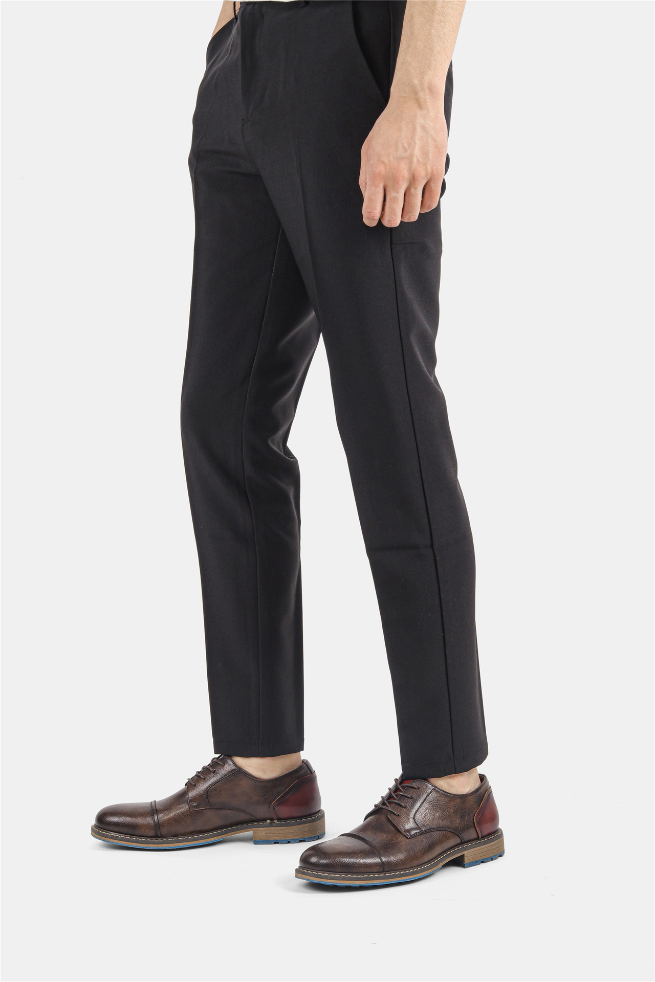 MEN'S ROUND-TOE LACE-UP LEATHER SHOES.