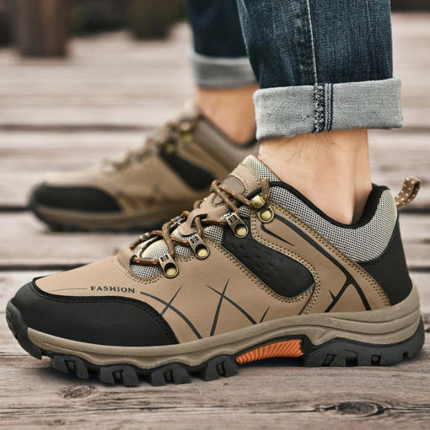 Latest Men's Genuine Leather Non-Slip Waterproof Outdoor Hiking Shoes