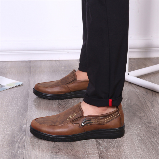 (⏰Last day 40% OFF🔥)Men's Genuine Leather Breathable Lightweight  Slip-On Orthopedic Walking Shoes
