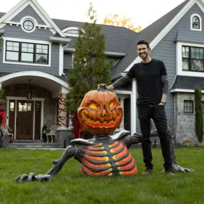 [Copy]New! 5ft Pumpkin Skeleton Black Light Reactive Ground Breaker