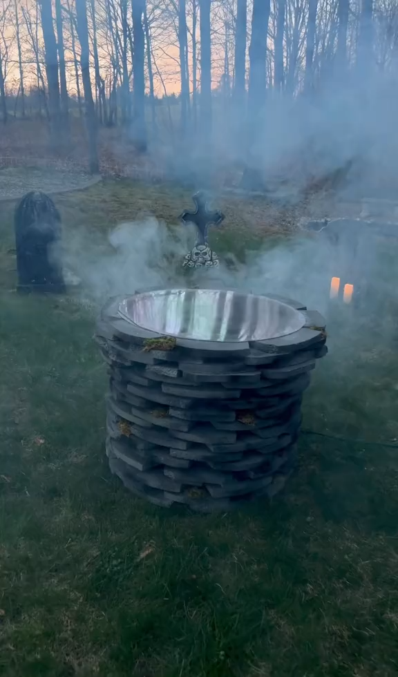Halloween Infinity Well