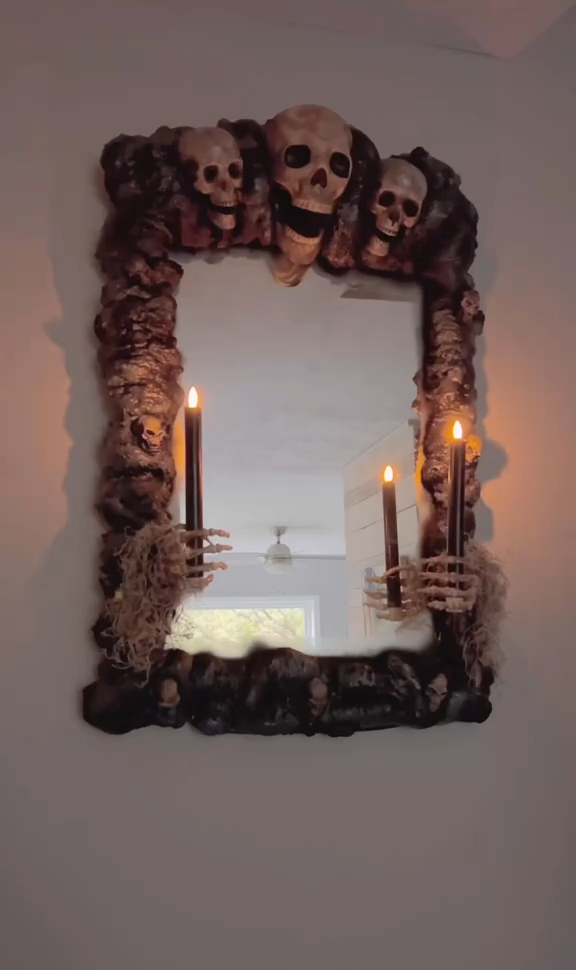 Halloween Haunted Mirror Decoration