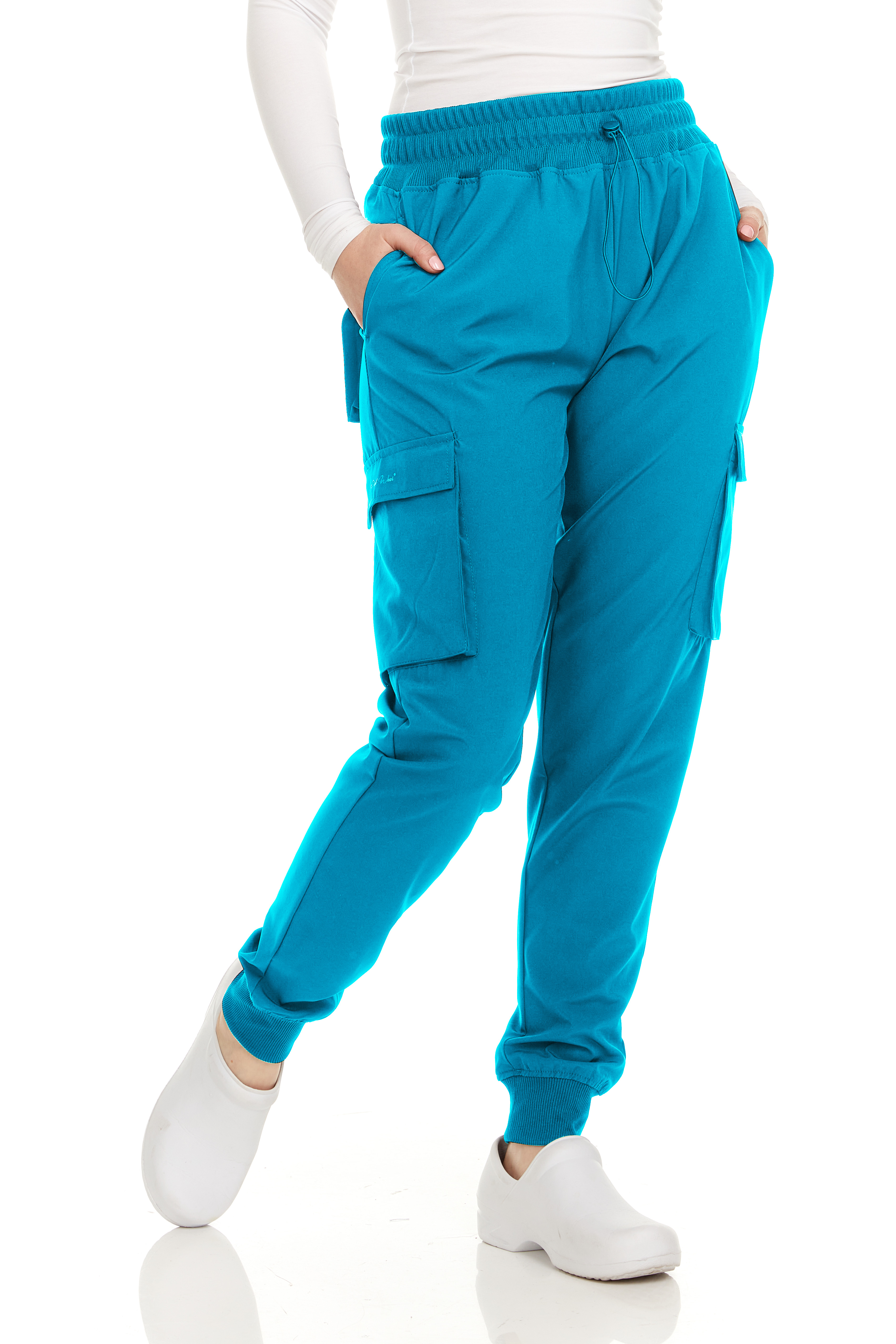 HEAL+WEAR Women's Cargo Scrub Jogger Pants – 4-Way Stretch, Elastic Waist, Multiple Utility Pockets, Wrinkle-Resistant, Workwear for Nurses & Healthcare Professionals DDP009