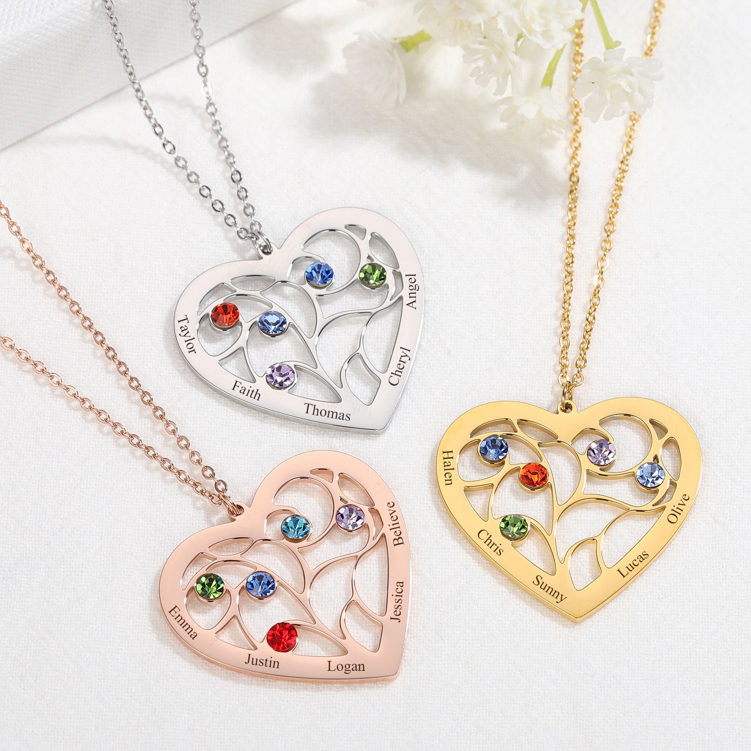 Personalized 5 Names Heart-shaped Tree of Life Necklace