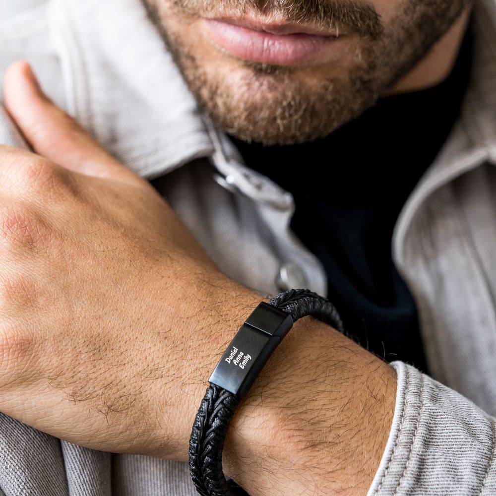 Men's Personalized Multiname Engraved Leather Cord Bracelet