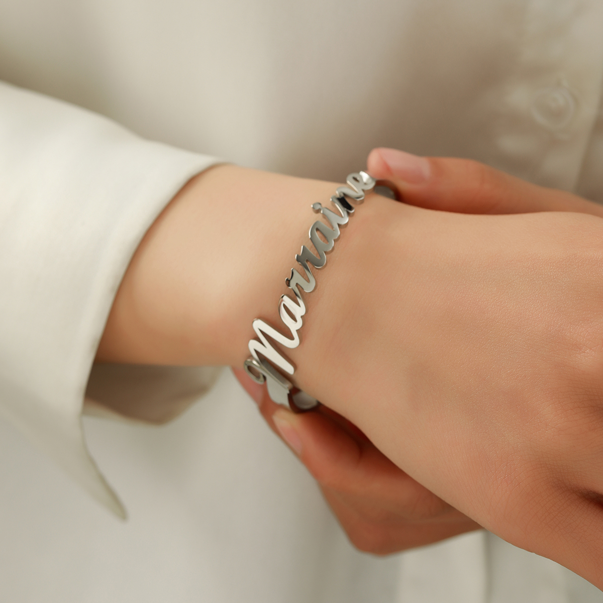 Classic Hot Selling Customized Name Bracelets