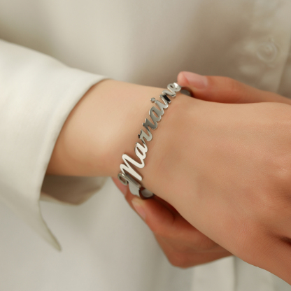 Classic Hot Selling Customized Name Bracelets