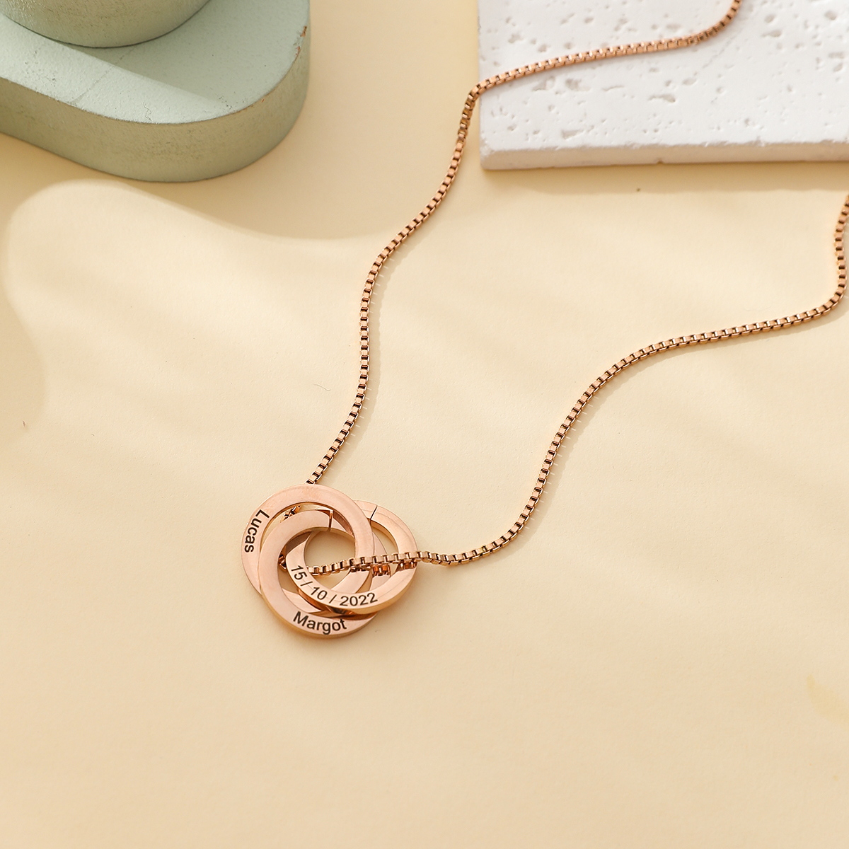 Costom Interlocking Rings Engraved Name Necklace