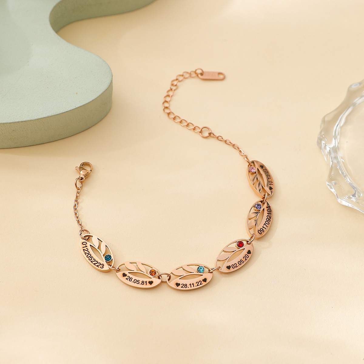 Custom Name Bracelet with brithstone in the Shape of Leaf Veins