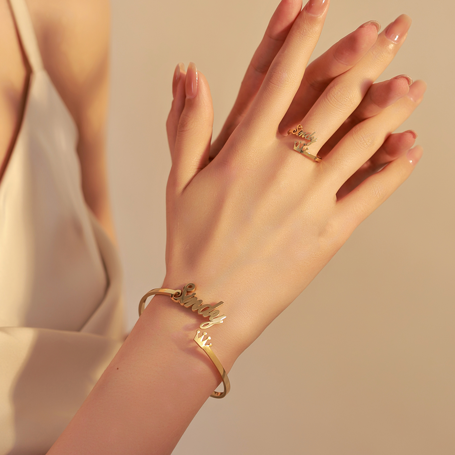 Custom Crown-shaped Name Bracelet and Rings Jewelry Set