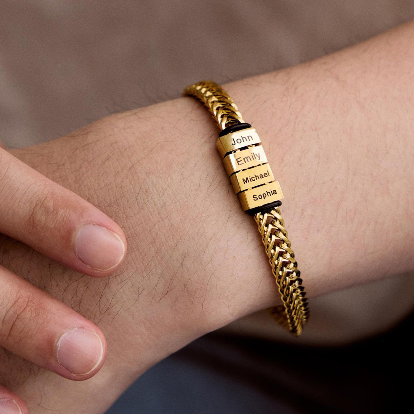 Men‘s Personalized Multi Name Engraved Bracelet